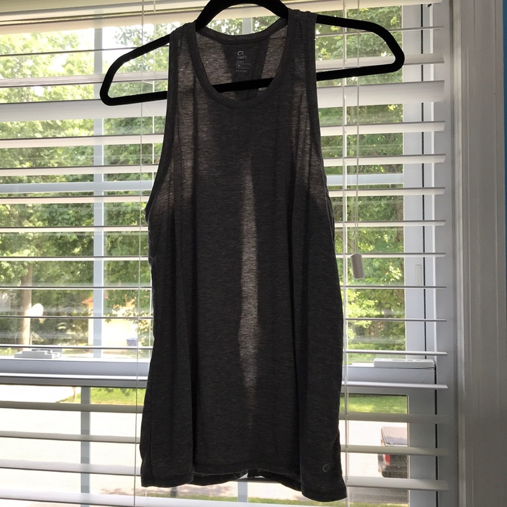 Gap fit xs tie back tank